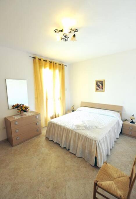 Casa Vacanze La Casa Di Katia Castro  ภายนอก รูปภาพ